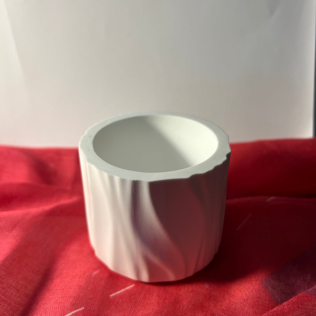 Pote Decorativo ou Mini Vaso trabalhado